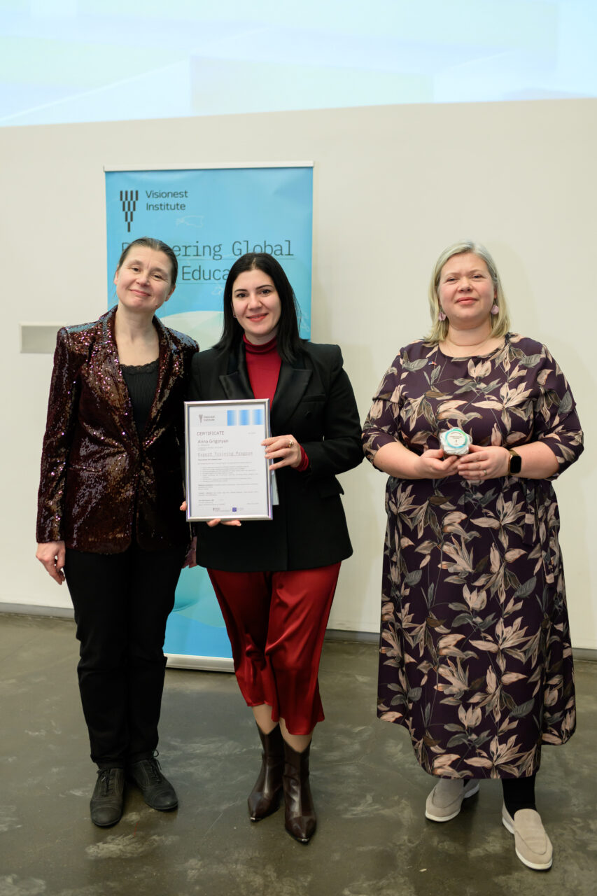 PHOTO: SIMONYAN HAKOB